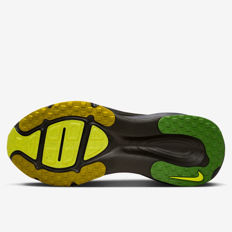 Jual Sepatu Lari Nike Vomero 18 Se Sonic Yellow - Dark Hazel-Peat Moss Original Iq3413-704 - hoopspoint.com