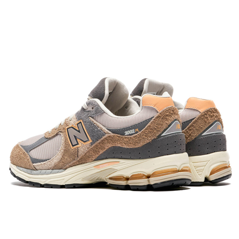 Jual Sepatu Sneakers New Balance 2002R Mushroom Original M2002Rej - hoopspoint.com