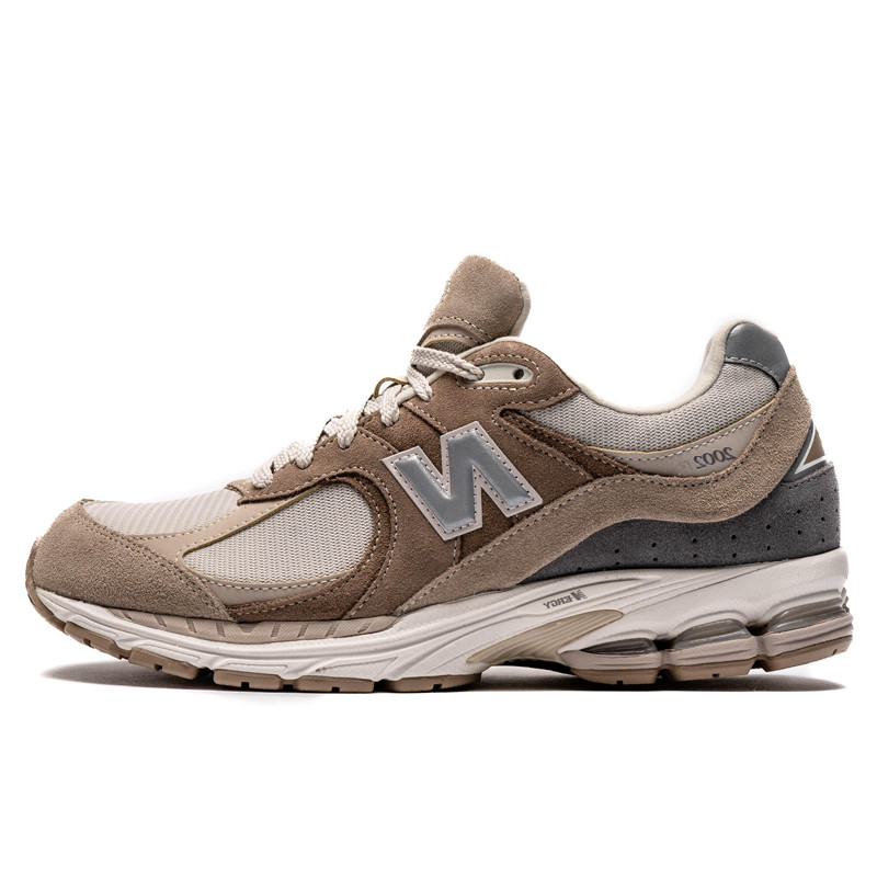 Jual Sepatu Sneakers New Balance 2002R Beige Original M2002Rsi - hoopspoint.com