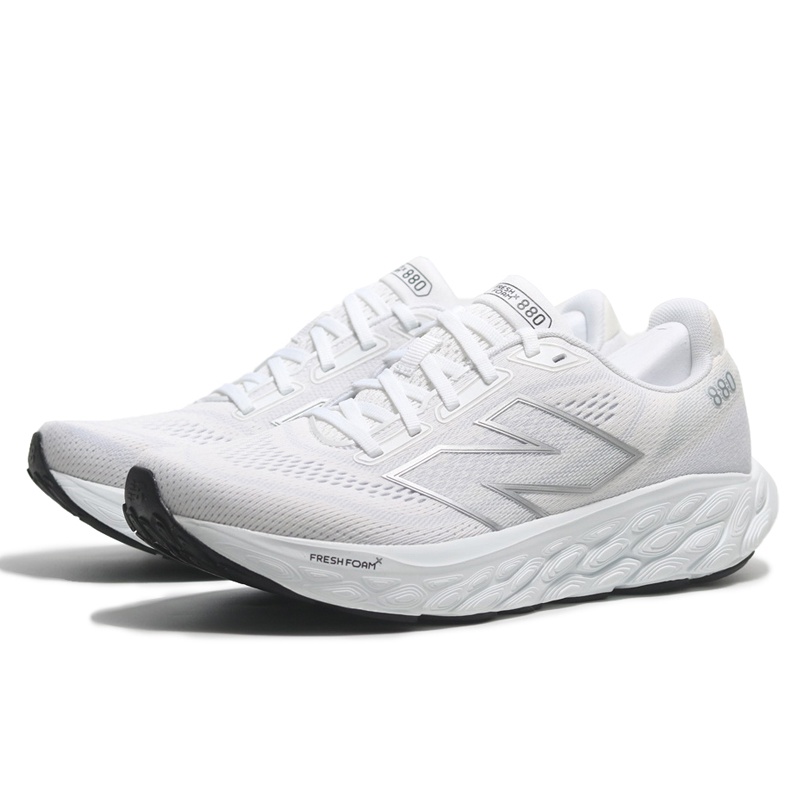 Jual Sepatu Lari New Balance Fresh Foam X 880 V12 White Original M880W14 - hoopspoint.com