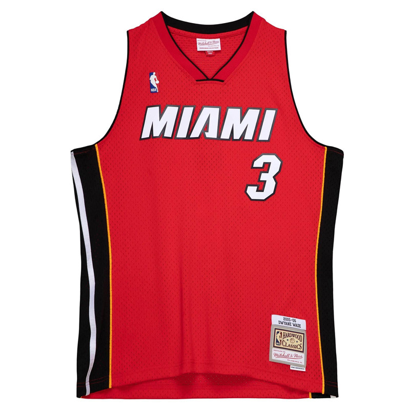 Jual Baju Basket Mitchell N Ness Dwyane Wade Miami Heat Alternate 2005-06 Red Original Mhe05Dwaunrd - hoopspoint.com