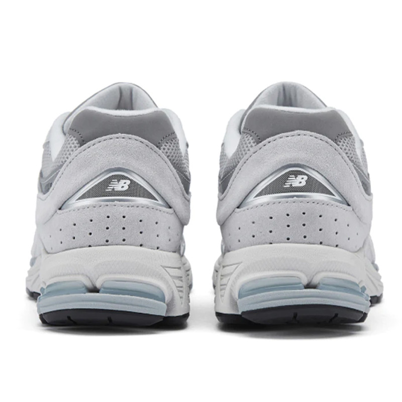 Jual Sepatu Sneakers New Balance 2002R Grey Original Ml2002R0 - hoopspoint.com