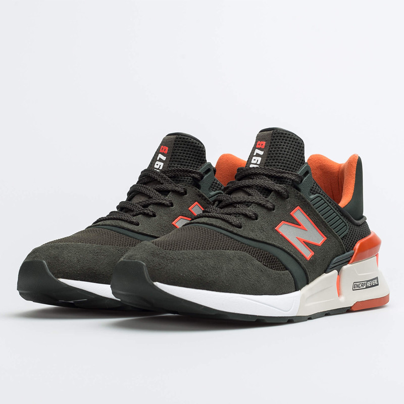 Jual Sepatu Sneakers New Balance 997 Sport Green Original Ms997Rc - hoopspoint.com
