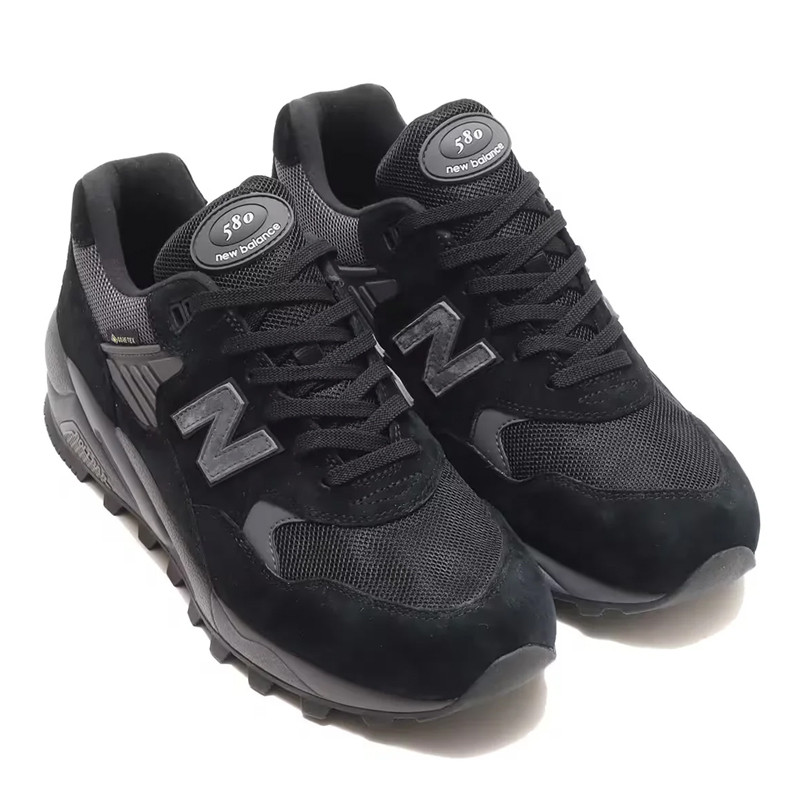 Jual Sepatu Sneakers New Balance 580 Gore-Tex Black Original Mt580Rgr - hoopspoint.com