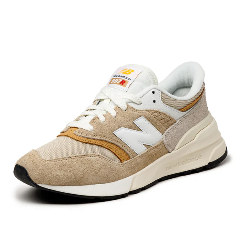 Jual Sepatu Sneakers New Balance 997R Dolce Sandstone Original U997Rmb - hoopspoint.com