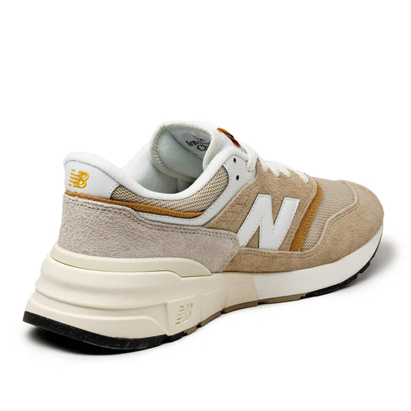 Jual Sepatu Sneakers New Balance 997R Dolce Sandstone Original U997Rmb - hoopspoint.com