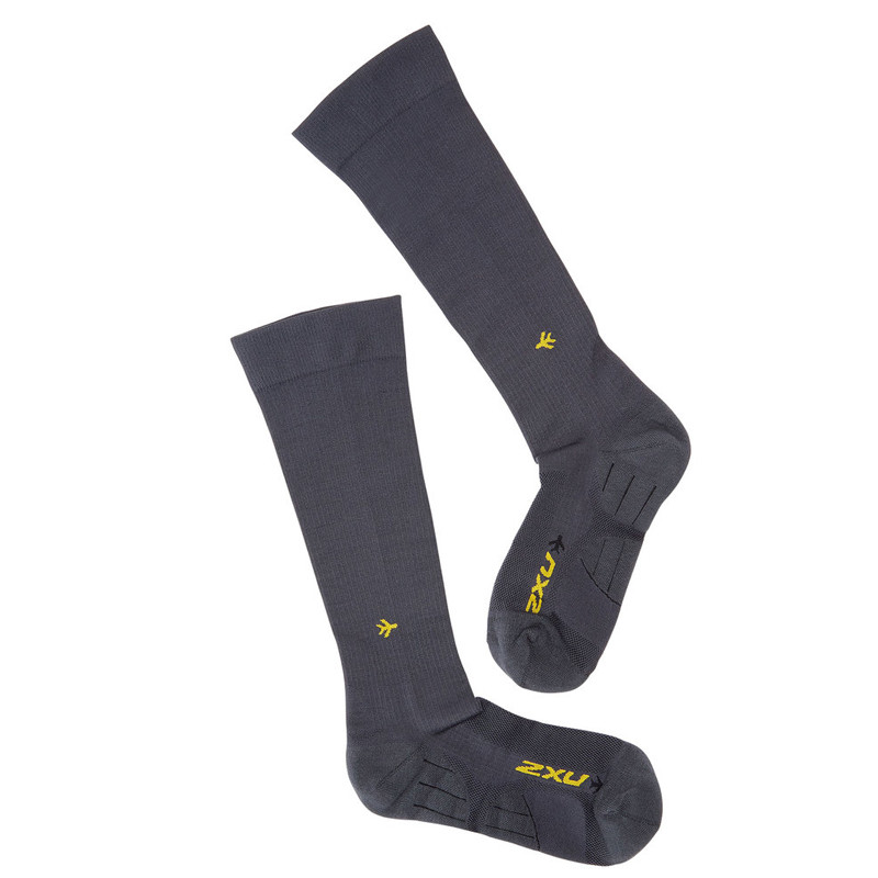 Jual Kaos Kaki Lari 2Xu Flight Ultra Light Compression Socks Grey Five Original Ua5689Egy - hoopspoint.com