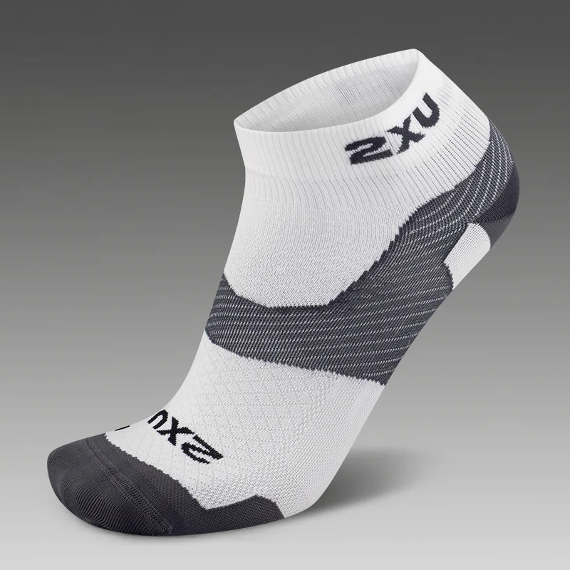 Jual Kaos Kaki Lari 2Xu Vectr Ultralight 1 Per 4 Crew Compression Socks White Original Ua7028Ewy - hoopspoint.com