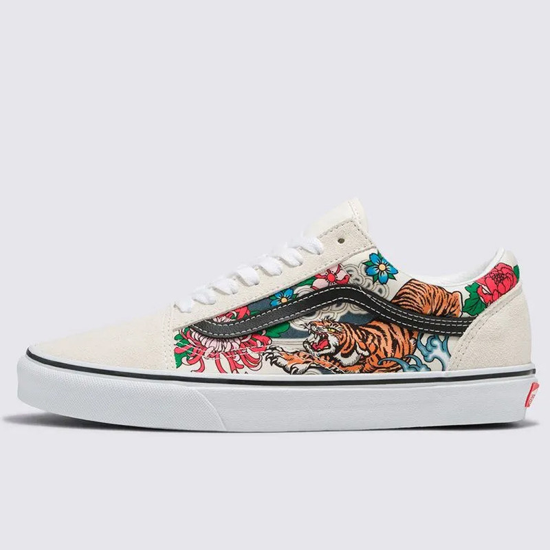 Jual Sepatu Sneakers Vans Old Skool Tiger Floral White Original Vn0005Uf6Gl - hoopspoint.com