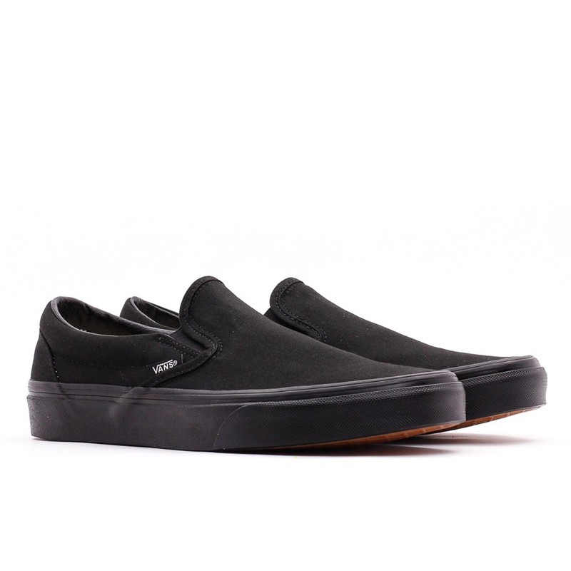 Jual Sepatu Sneakers Vans Ua Classic Slip-On Black Original Vn000Eyebka - hoopspoint.com