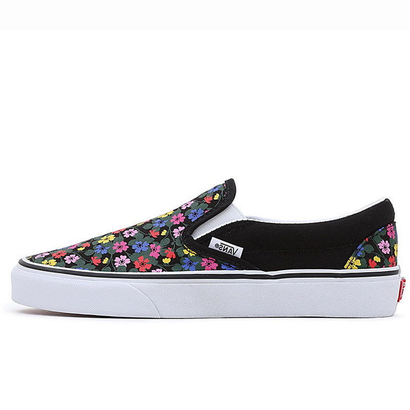 Jual Sepatu Sneakers Vans Floral Classic Slip-On Black Original Vn0A5Jlxy28 - hoopspoint.com