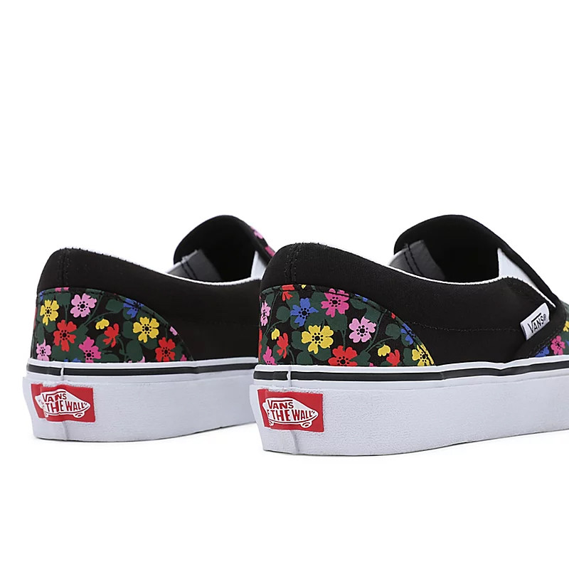 Jual Sepatu Sneakers Vans Floral Classic Slip-On Black Original Vn0A5Jlxy28 - hoopspoint.com