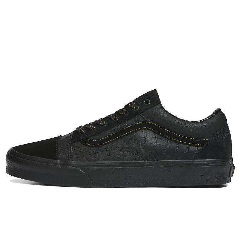 Jual Sepatu Sneakers Vans Mono Patchwork Old Skool Black Original Vn0A7Q4P1Oj - hoopspoint.com