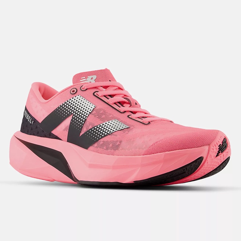 Jual Sepatu Lari Wanita New Balance Wmns Fuelcell Rebel V4 Ultra Pink Original Wfcxcu4 - hoopspoint.com