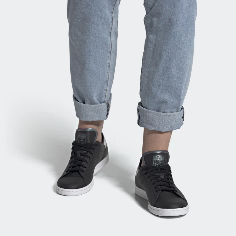 Jual Sepatu Sneakers Adidas Stan Smith Core Black Original Fu9614 - hoopspoint.com