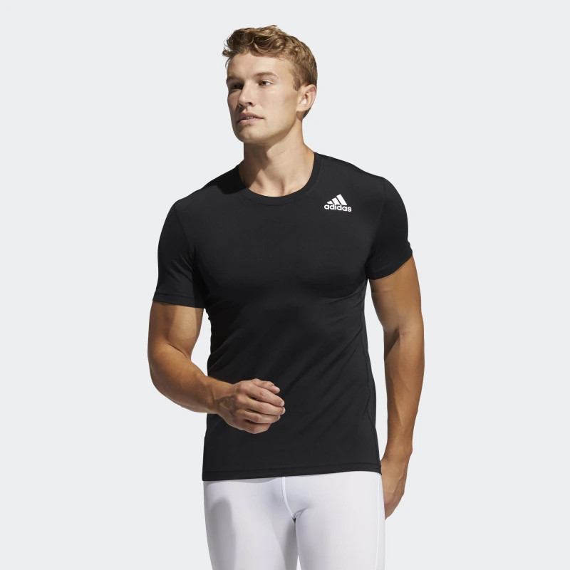 Jual Baju Training Adidas Techfit Compression Short Sleeve Tee Black Original Gm5037 - hoopspoint.com