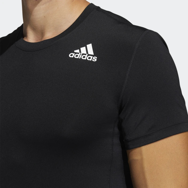 Jual Baju Training Adidas Techfit Compression Short Sleeve Tee Black Original Gm5037 - hoopspoint.com