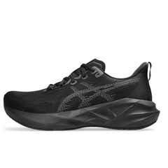 Beli Sepatu Lari Asics Novablast 5 Men Standard Black Original 1011B974.002