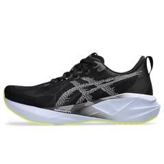 Beli Sepatu Lari Asics Novablast 5 Black - Blue Fade Original 1011B974.003