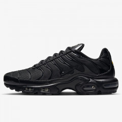 Beli Sepatu Sneakers Nike Air Max Plus Black Original 604133-050