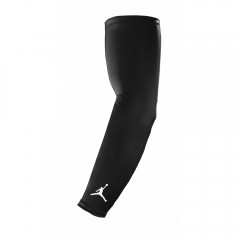 Beli Aksesoris Basket Air Jordan Shooter Sleeves Black Original Jks04010