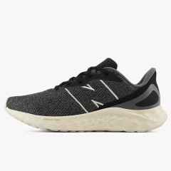 Beli Sepatu Lari New Balance Fresh Foam Arishi V4 Black Original Marisak4