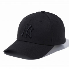 Beli Topi Sneakers New Era 9Forty New York Yankees Tonal Cap Black Original Nra70489159